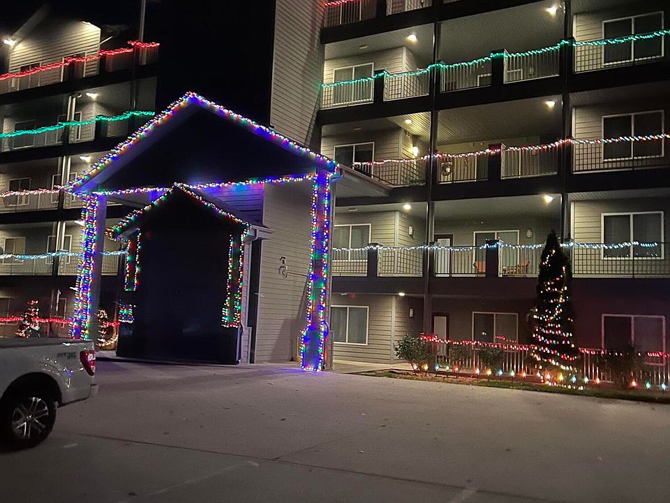 2nd image of 14 Treehouse Lane #29