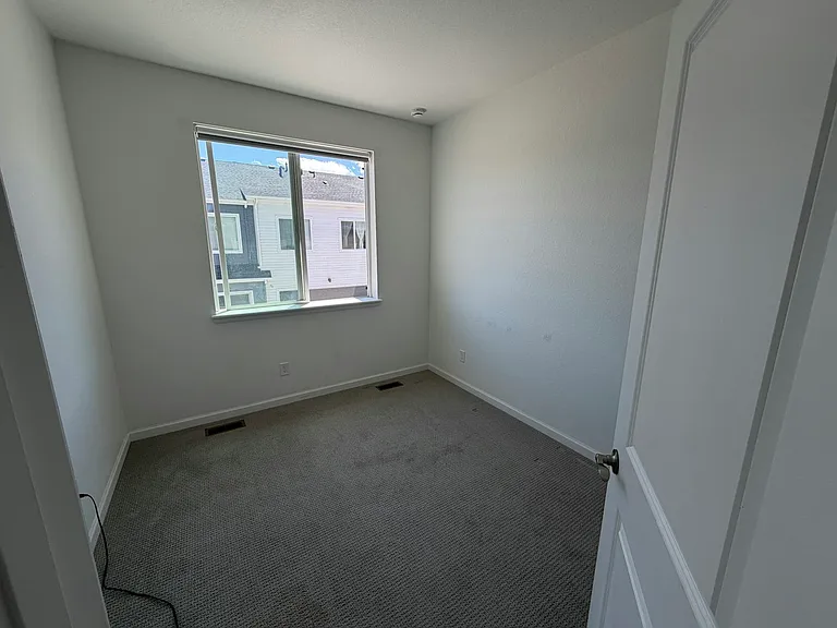 1940 S Poplar Ct — Photo 20
