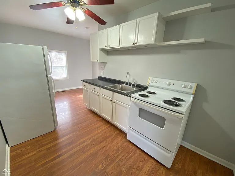 3854 1/2 S Sherman Dr — Photo 8