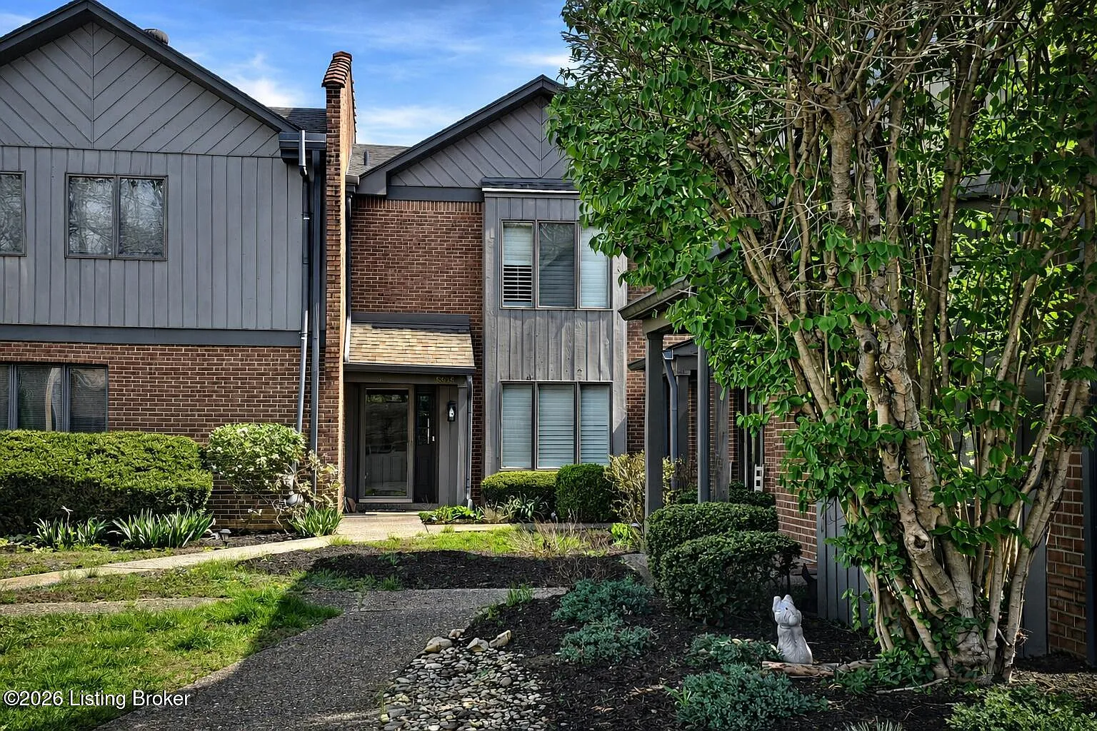 5535 Forest Lake Dr photo 1