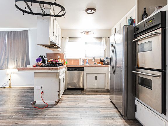5th image of 517 W Avenue J10
