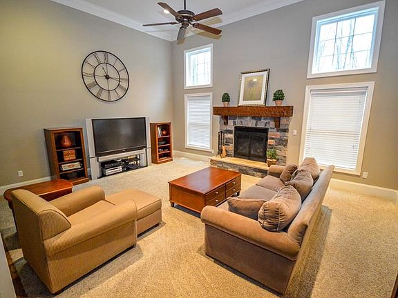 5th image of 16650 Anne Ln