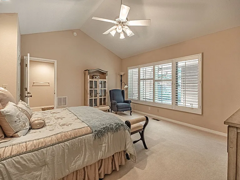 3570 Camels Ridge Ln — Photo 32