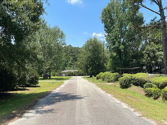 4th image of 6313 Middle Rd