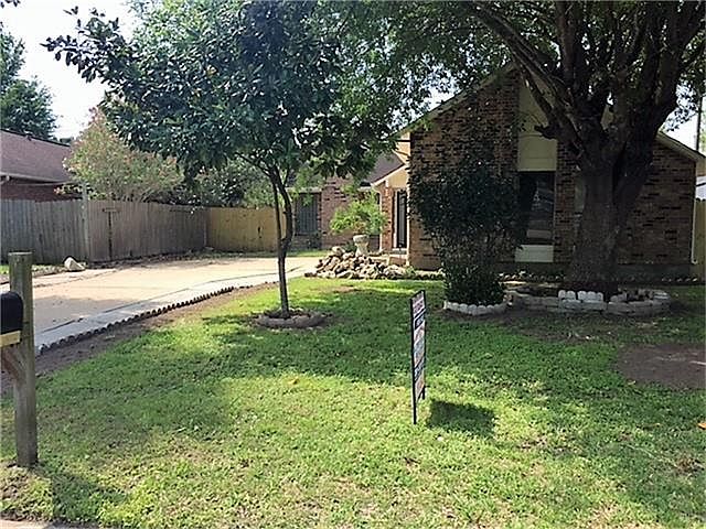 1st image of 11422 Brook Meadow Dr