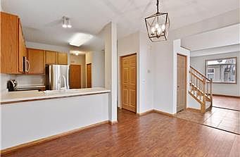 3rd image of 649 Kingfisher Ln