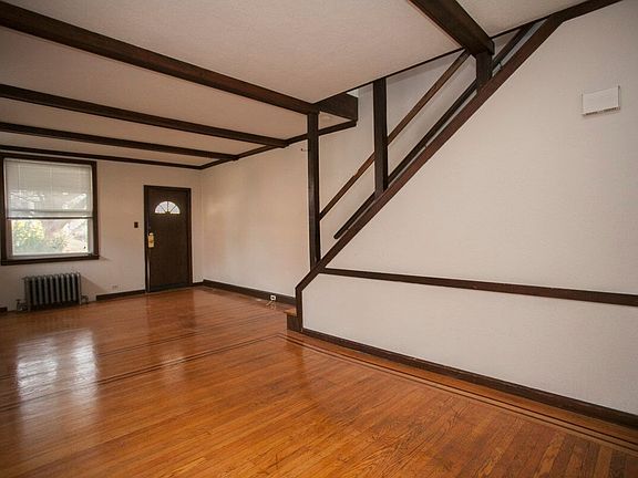 FRONT DOOR- LIVING ROOM