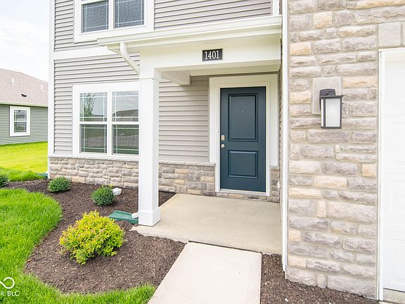 3rd image of 1401 Bluebonnet Pl