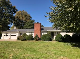 299 North Dr, Marshall, MO 65340