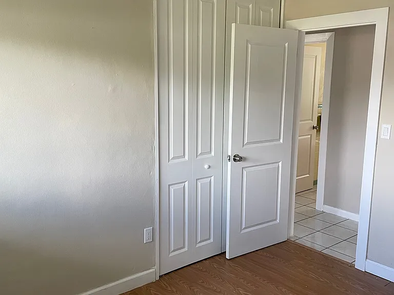 11910 SW 187th Ter — Photo 11