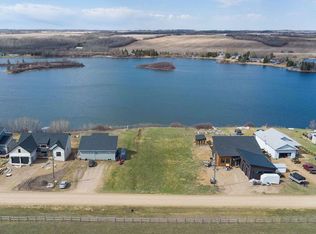 116 Columbus St, Sandy Beach, SK S9V 1P4