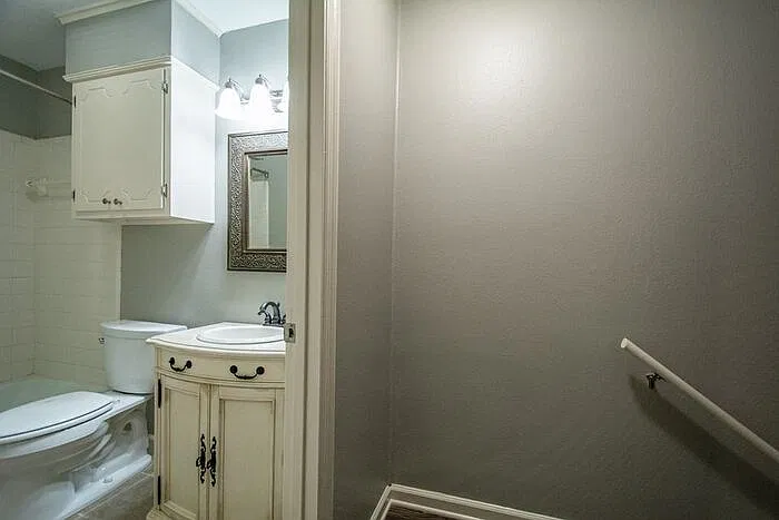 2 bed, 1.5 bath, 1000 sqft, $950 — Photo 4