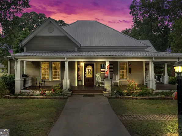 124 Roberts St, Lavonia, GA 30553