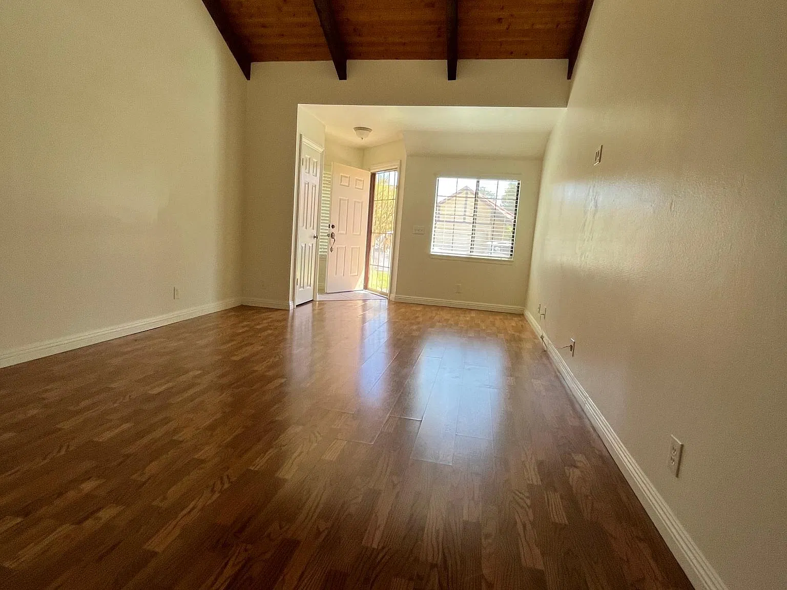 11734 Cottonwood Dr — Photo 3