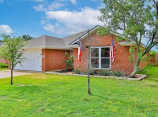 600 Troxell Blvd, Rhome, TX 76078