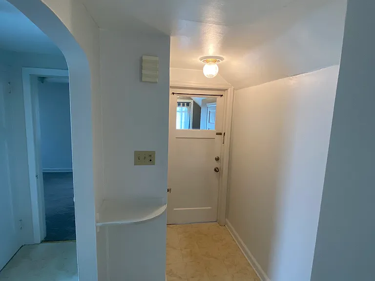 1438 S 78th St — Photo 10
