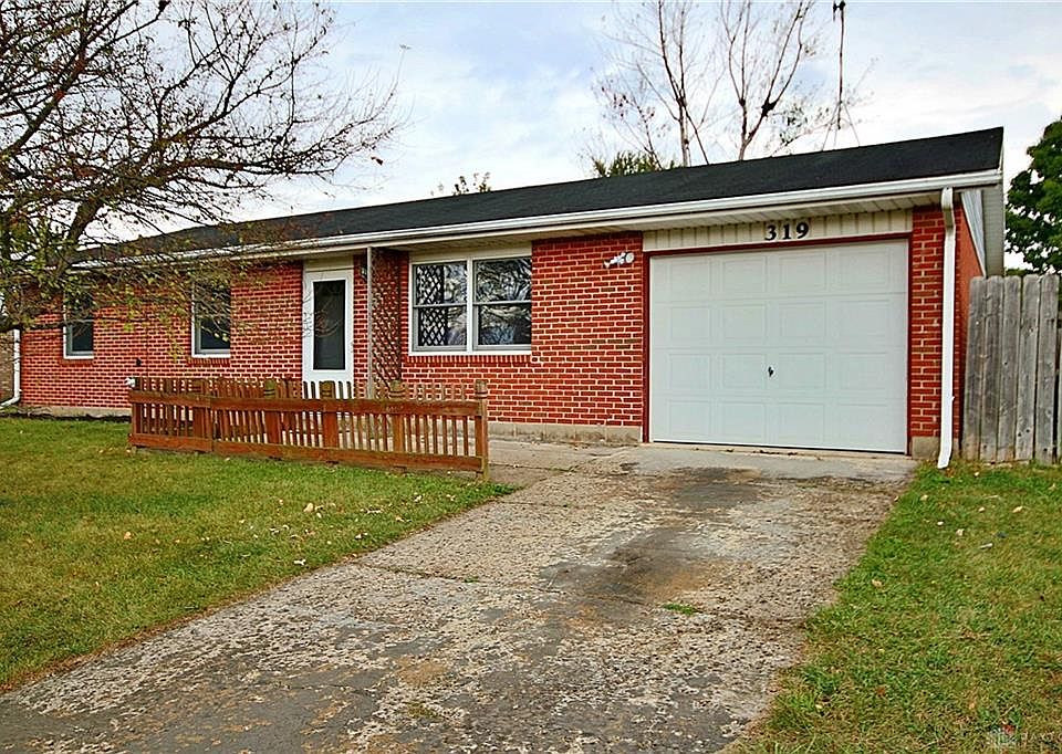 1st image of 319 Dorothy Ln