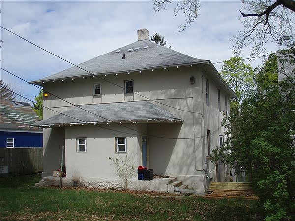 camera 012