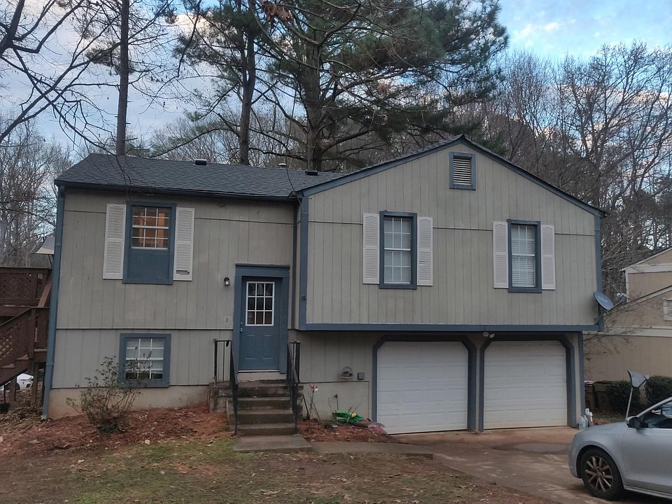 1st image of 700 Country Manor Way