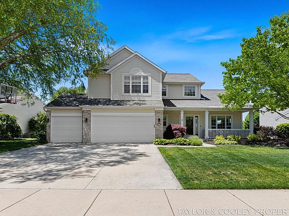 2nd image of 5616 Highbury Dr SE