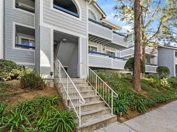 26770 Claudette St Unit 411, Santa Clarita, CA 91351