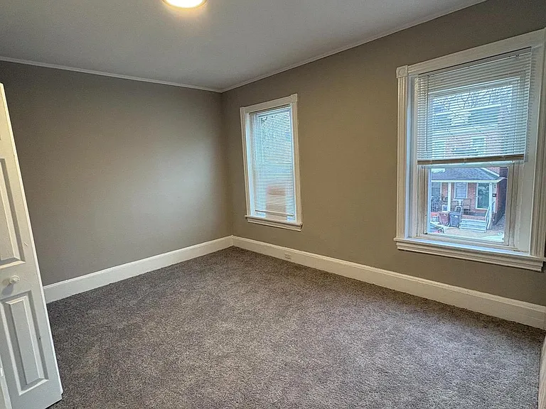 307 N Rodney St — Photo 7