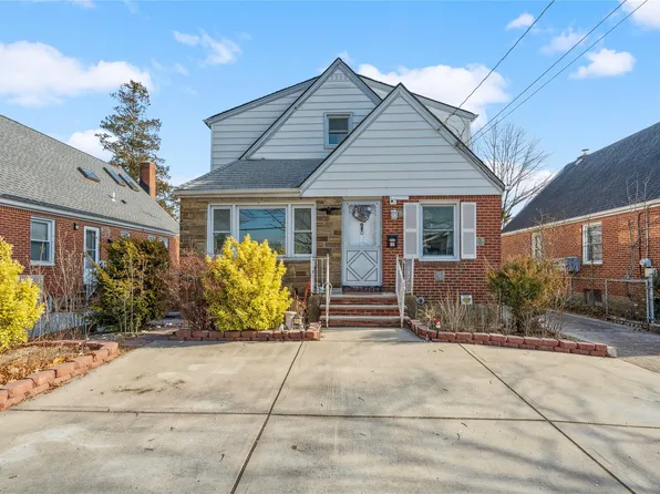 316 New Hyde Park Road, Franklin Square, NY 11010