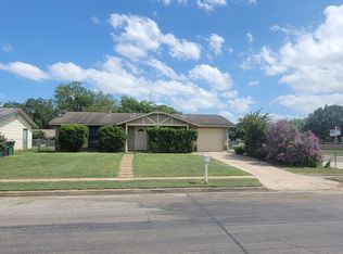 7338 Clear Water St, San Antonio, TX 78238