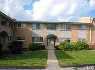 9026 S Laclede Station Rd APT 1W, Saint Louis, MO 63123