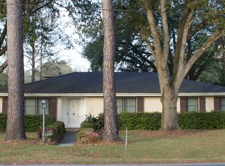 406 Holiday Dr, Thibodaux, LA 70301