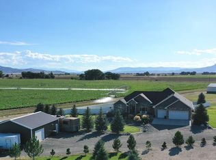 16 Cora Ln, Powell, WY 82435