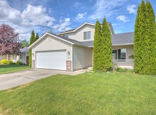 9293 N Ramsgate Ln, Hayden Lake, ID 83835