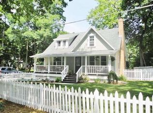 34740 Delafield Rd, Oconomowoc, WI 53066