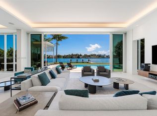 1844 Daytonia Rd, Miami Beach, FL 33141