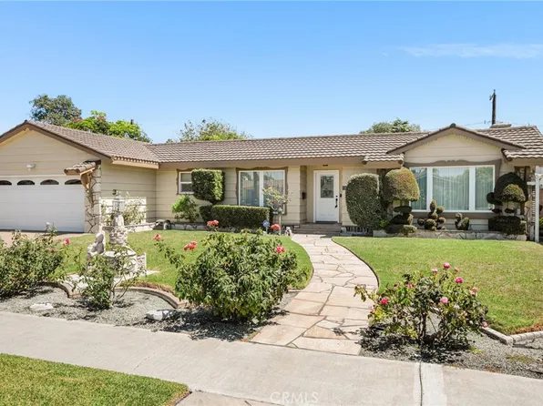 2070 S Eileen Dr, Anaheim, CA 92802