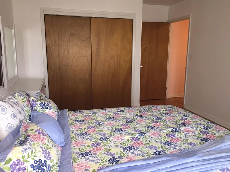 2250 N Triphammer Rd #T7D — Photo 22
