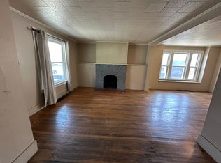 156 Ryan St #LWR, Buffalo, NY 14210
