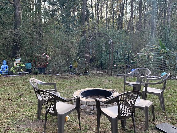 4th image of 10183 Sugar Creek Dr