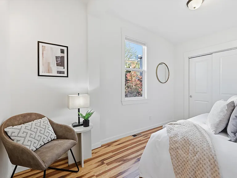 3557 S Hudson St — Photo 19