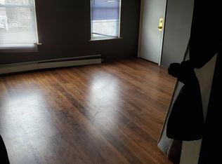 32 3rd St APT 2A, Waterbury, CT 06708