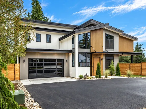 8336 NE 148th Place, Kenmore, WA 98028