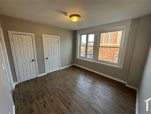 275 S 7th St #3S — Photo 2