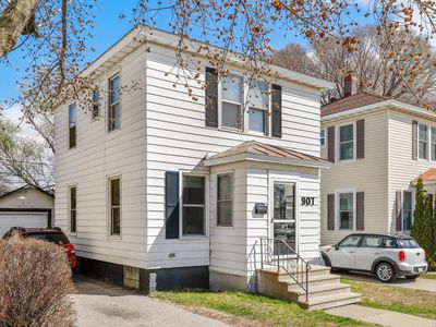 907 Green Bay STREET, La Crosse, WI, 54601