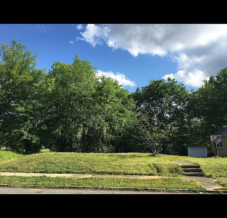 1st image of 1307 W Charles Bussey Ave