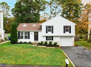 46 Masters Cir, Marlton, NJ 08053