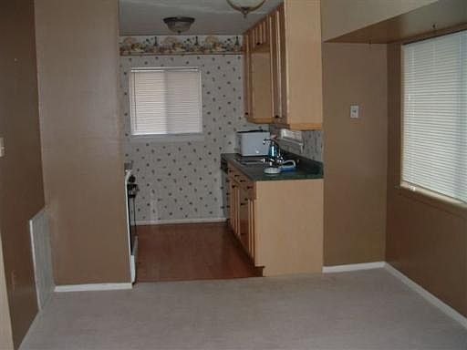 4th image of 105 SANDY OAKS