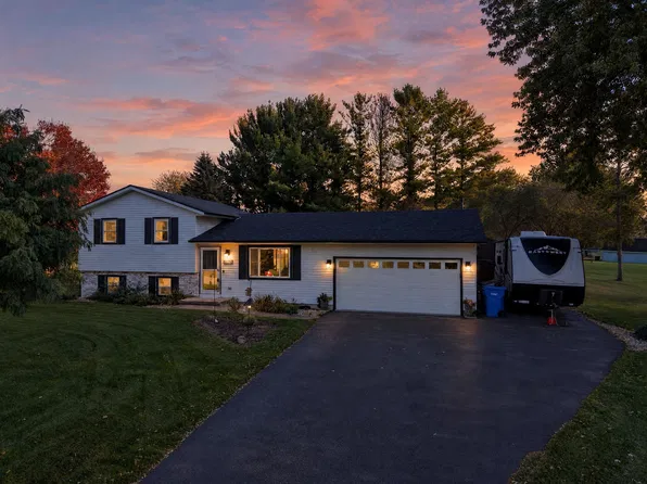 6270 Mary Ida Dr, Deforest, WI 53532