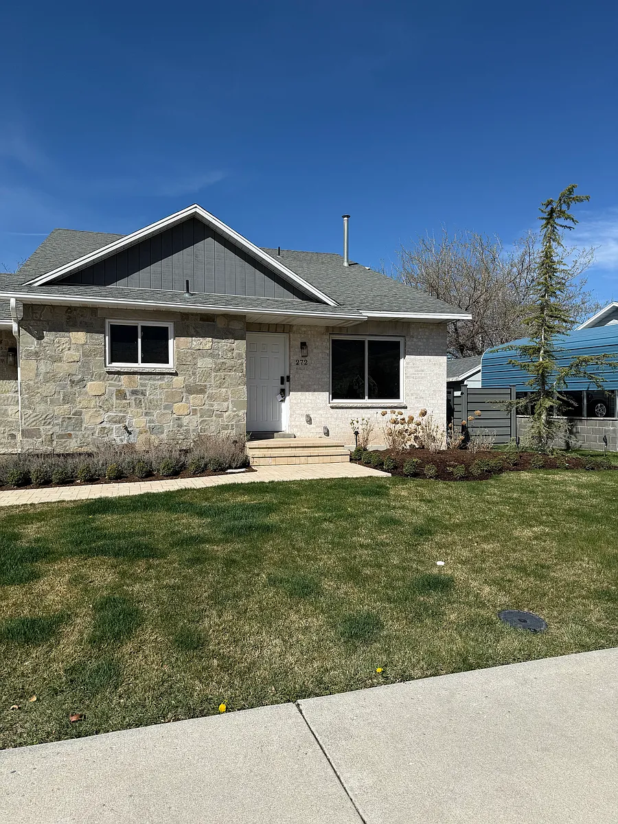 Building Photo - 272 S 900 E