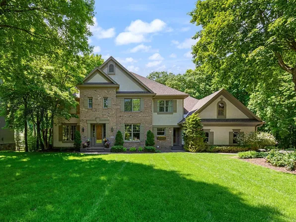 8662 Great Waters Alcove, Eden Prairie, MN 55347