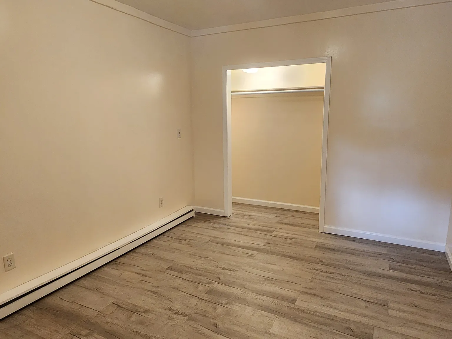 408 Lewis Road - 3 — Photo 3